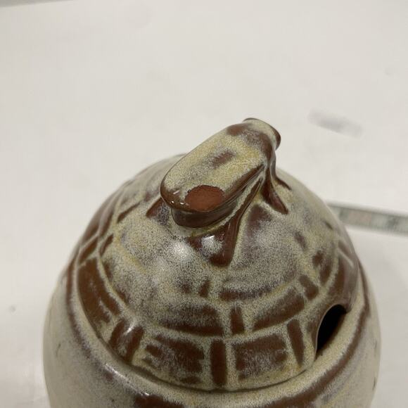 Frankoma Pottery FLAWED Desert Gold Lidded Bee Hive Honey Pot #803 - Picture 2 of 7